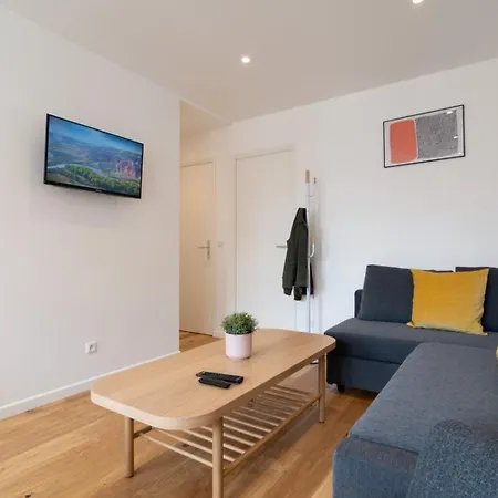 Center Equipped And Bright *