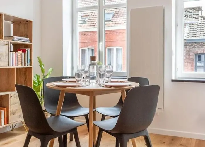 Center Equipped And Bright * Lilla